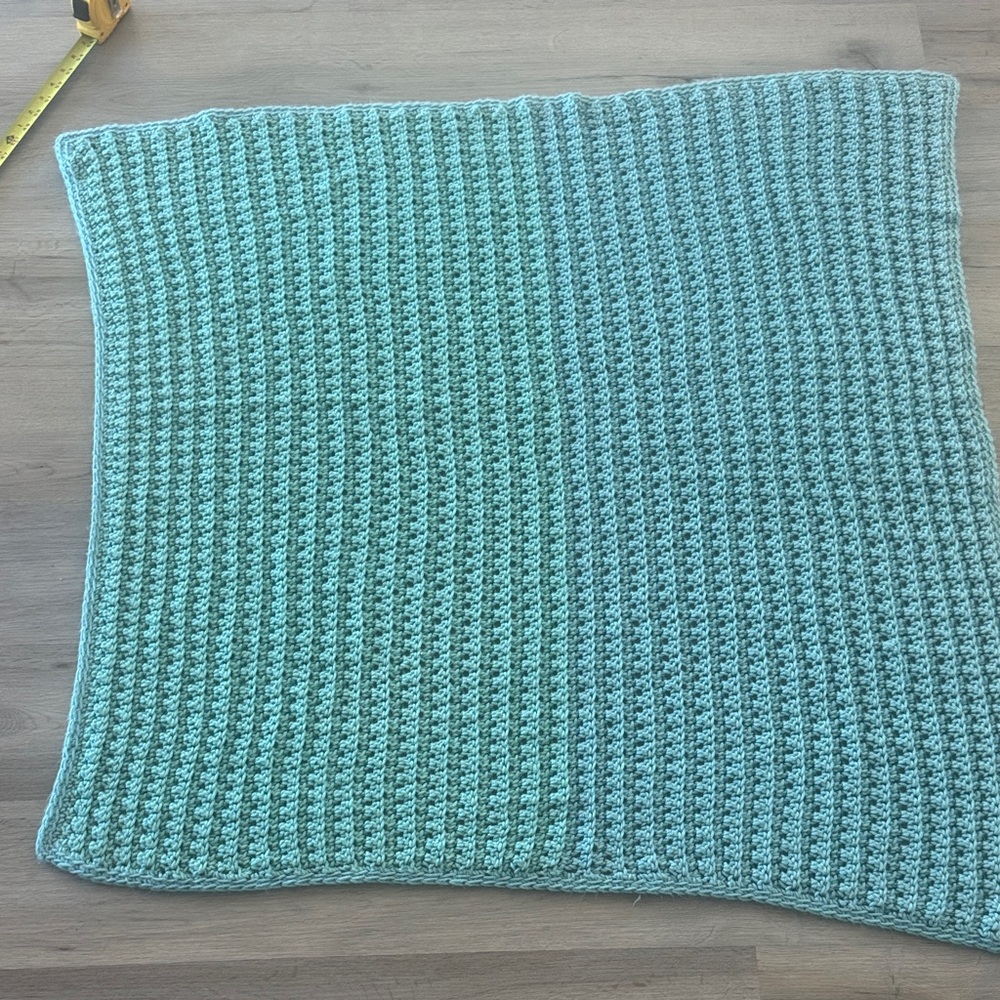 Cozy Kids Knitted Blanket - Blue